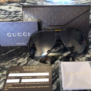 GUCCI SUNGLASSES